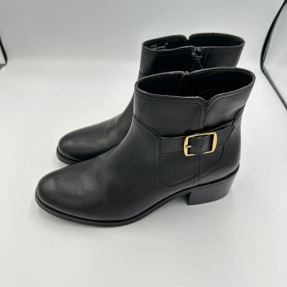 Cole Haan Women's Size 9 Black Leather Buckle Zip Ankle Boots Heels Classic City